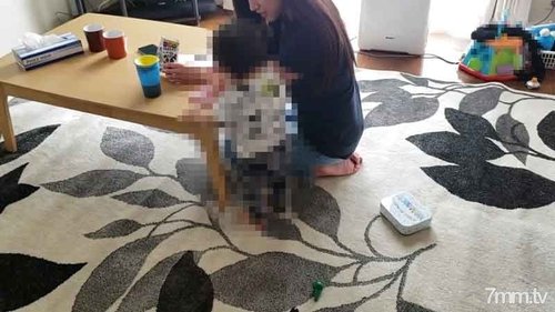FC2-PPV-1055119 — Fc2-Ppv 1055119 [Personal] Beautiful Wife Desperately Violating Her Voice While There Are Kids In The Living Room… —