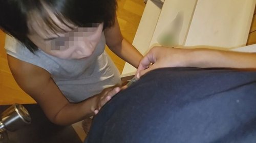 FC2-PPV-1222281 — [Personal] A Mature Wife Is Forced To Suck A Stranger's Dick At The Front Door And Is Fucked By A Stranger In The Couple's Bedroom —