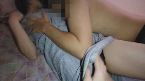 FC2-PPV-1297463 — [Personal] A Petite Housewife Who Lost Her Job And Was Repeatedly Creampied By Two Strangers —