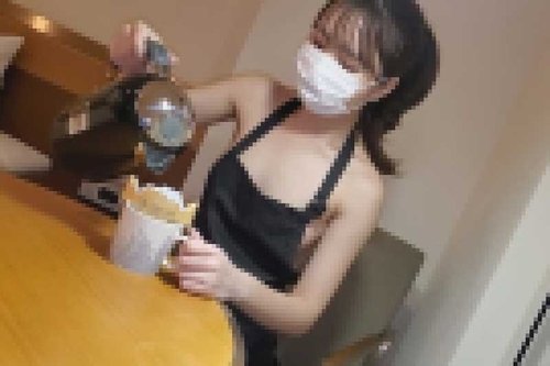 FC2-PPV-2796512 — Naked Apron With That Girl From The Cafe. Become Friends And Cum Inside Her. —
