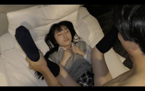 FC2-PPV-3111153 — I Tried To Apply My Adult Sexual Desires To The Fragile Beauty Mirai-Chan, Including Choking, Standing, And Creampie, And As A Result, Sperm Started Dripping From Her Small Pussy. —