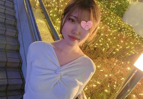 FC2-PPV-3192968 — [1 Week Limited 2980 → 1980] A Fair-Skinned, Slender Cafe Clerk Moans Loudly In Her Secret Part-Time Job. I Poured White Cream Into Her. —