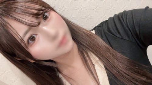 FC2-PPV-3392328 — "She's So Cute" Idol Face And Angelic Heroine Beauty "Creampie" "Masturbation" —
