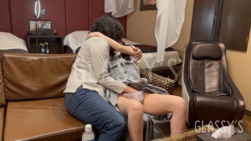 FC2-PPV-4698279 — #21 ** Creampie To A Beautiful Japanese Gi*L With Glasses.│Glassy's —