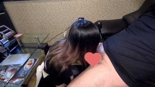 FC2-PPV-4744660 — [Amateur First Time Filming, Face Revealed] Kanon (18), 165Cm, 42Kg, Slender, D-Cup. Vaginal Filming, Vaginal Ejaculation, Toy Play While Reading Aloud, Lotion Gauze Play, Anal Play, Middle-Aged Dirty Anal Licking, Different Angle Videos. —