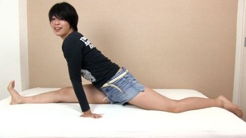 FC2-PPV-4762065 — M986G09 Let Me Film This Tall, Slender Beauty With An Innocent Smile Masturbating! —
