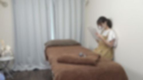 FC2-PPV-4841660 — ♡Half Price Until 2/15! [No/Sex] A Very Charming Woman, Petite But With A Mature Aura, Like A Cute Idol, Came To Our Store Again. This Time She Asked For A Longer Oil Treatment. —