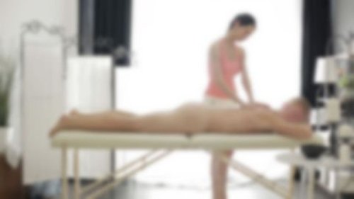 ดูหนังx ฟรี FC2-PPV-4980662 — [Uncensored] A beautiful, slender, big-breasted mature woman with black hair was giving a massage to a man at a men's spa when she got excited by his young penis and spontaneously started providing an extra service. Erotic big-breasted massage (・∀・)ﾆﾔﾆﾔ Review —